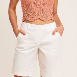 NWT Ann Taylor White The 10" Short Bermuda